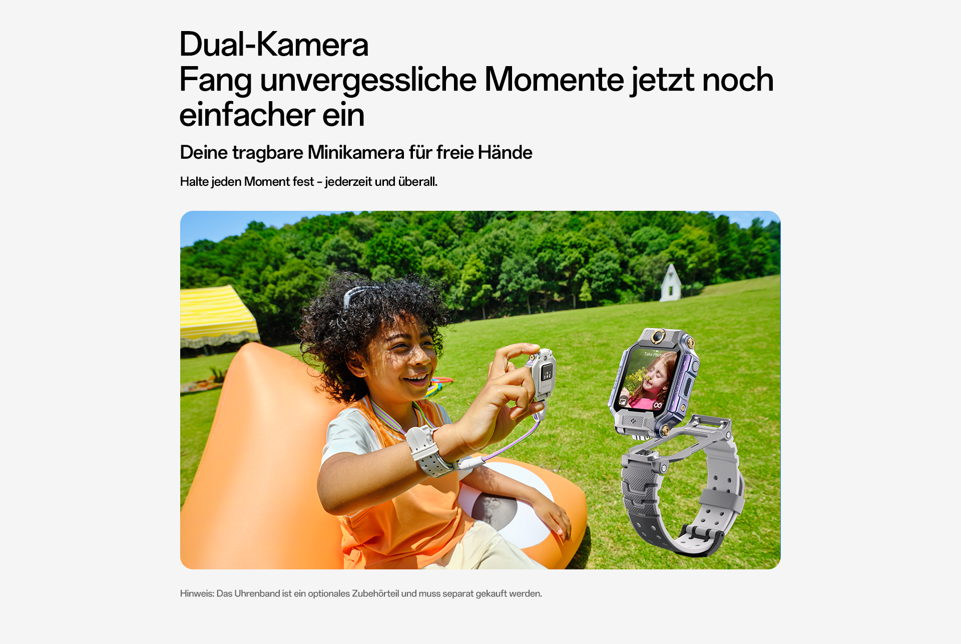 imoo Watch Phone X10 in Silber mit weißem und grauem Armband, zeigt Dual-Kamerafunktion im Freien. Produktseite.