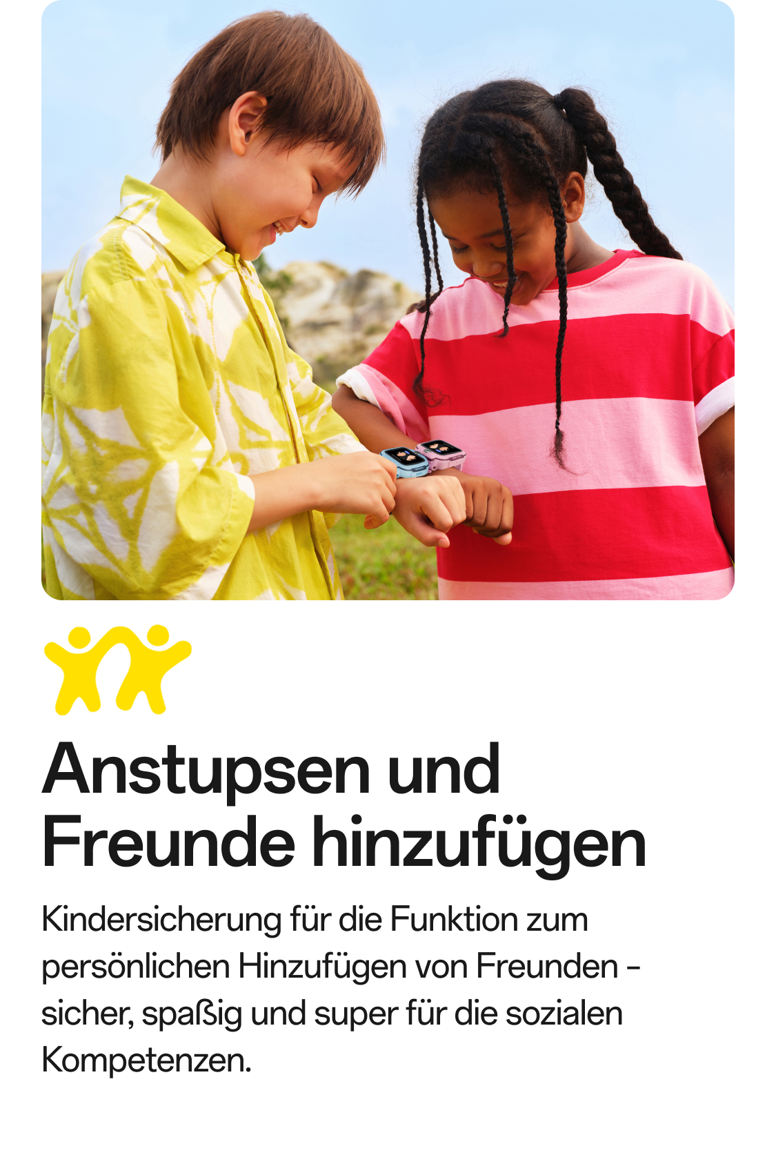 Zwei Kinder fügen im Freien Freunde über imoo Z3 Smartwatches hinzu: Junge und Mädchen tauschen Kontakte aus. Produktseite.