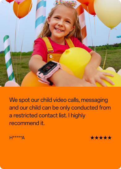 Kundenbewertung: Lächelndes Mädchen mit imoo Kinder-Smartwatch am Handgelenk, umgeben von bunten Luftballons auf einer Feier. Bewertungstext: „Videoanrufe, Nachrichten und Anrufe unseres Kindes sind nur mit einer eingeschränkten Kontaktliste möglich – sehr sicher! Absolut empfehlenswert." Benutzer: H*****A. Bewertung: 5 von 5 Sternen.