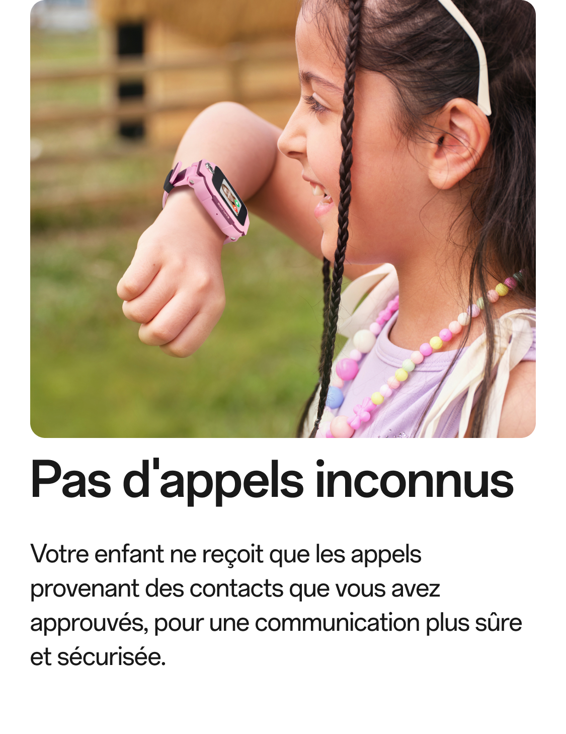 Mädchen mit imoo Smartwatch Z3 (Rosa): Sichere Kommunikation, nur Anrufe von Freigegebenen. Produktseite.