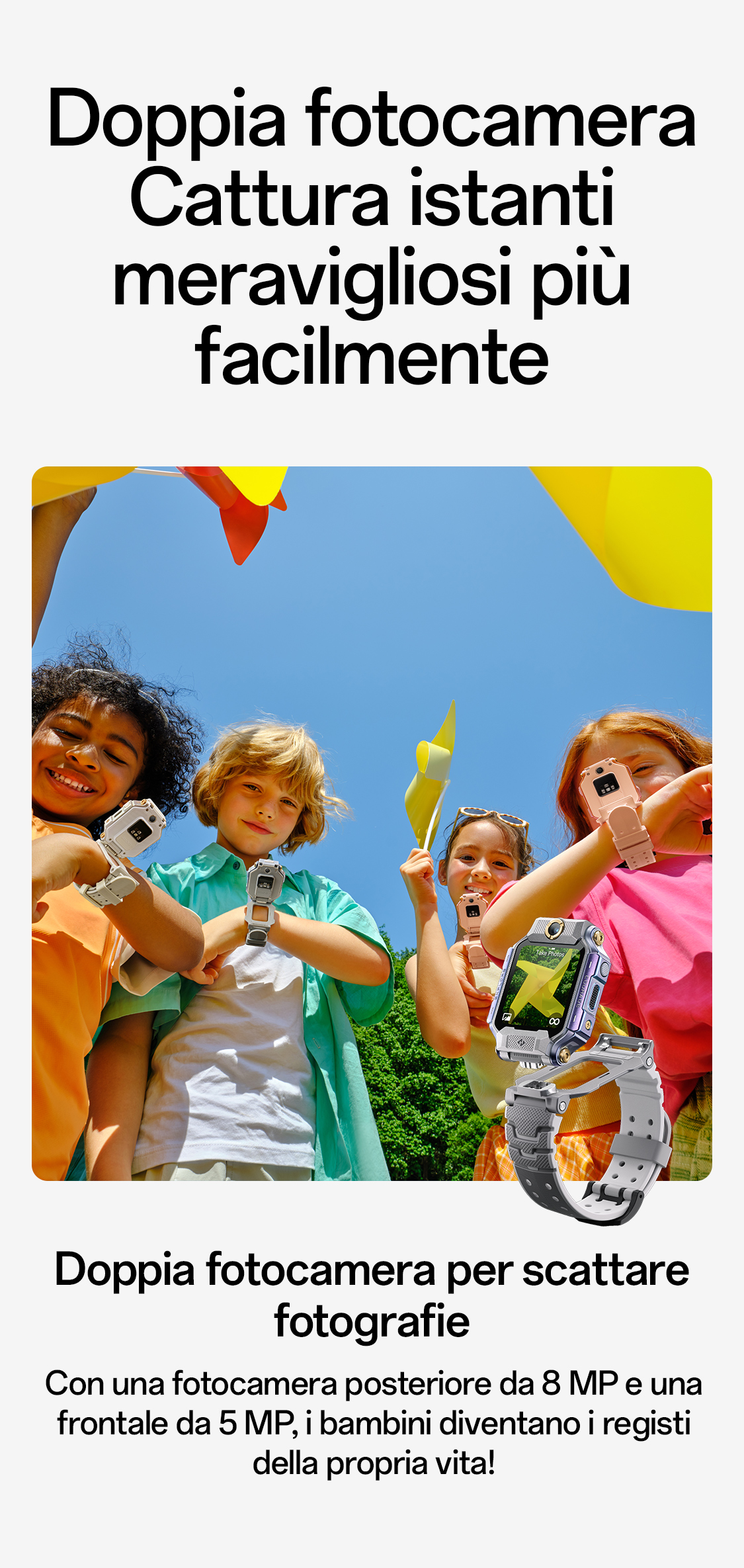 imoo Smartwatch X10 in Silber mit grauem Armband: lächelndes Kind macht Selfie im Freien, Produktseite